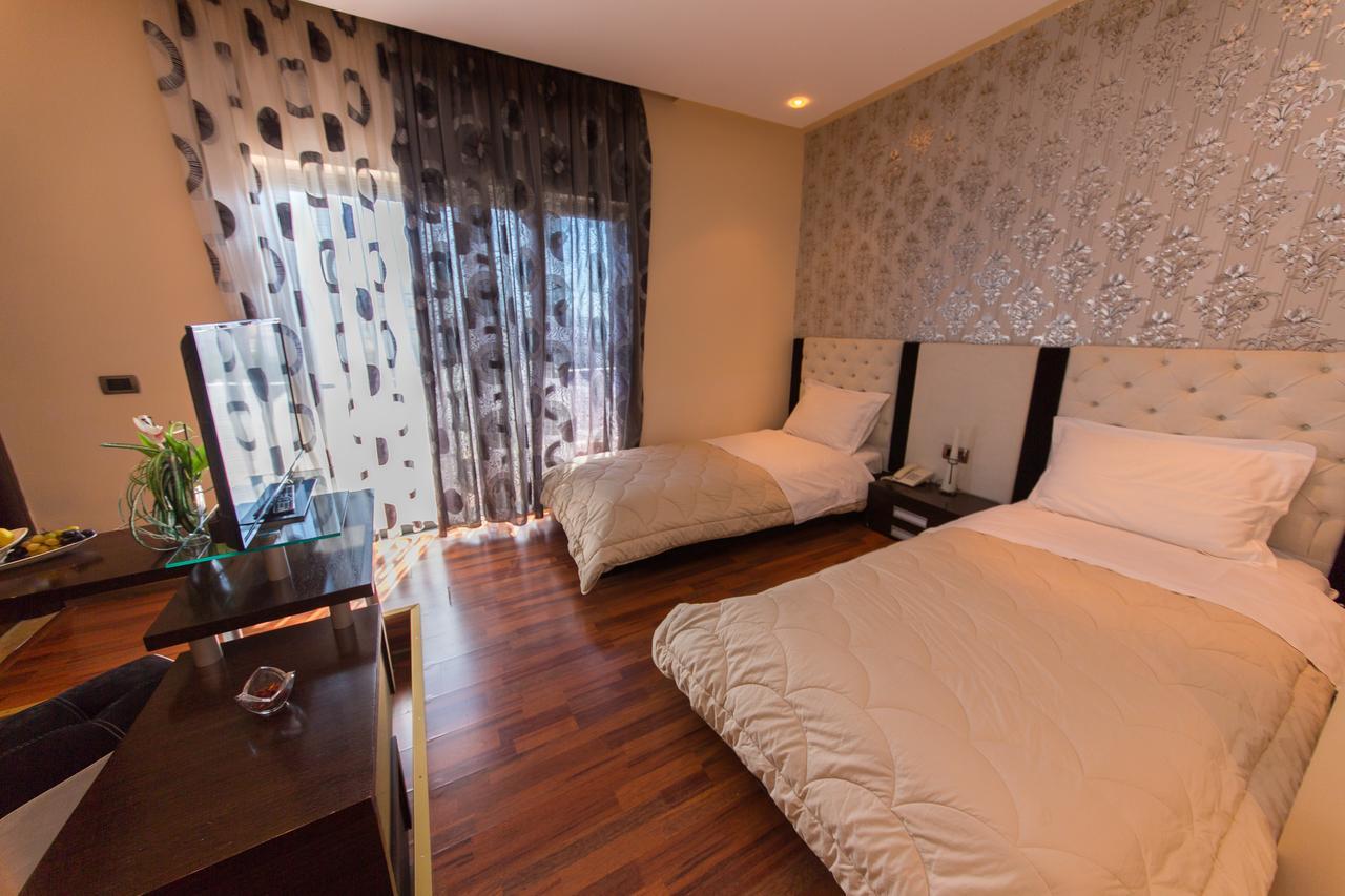 Hotel Brilant Saranda Exterior photo